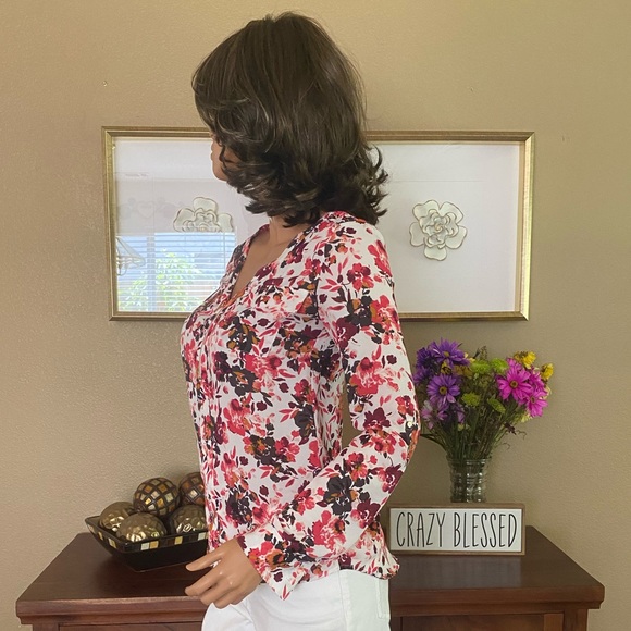 Candie’s Formal Floral Blouse - Picture 3 of 9